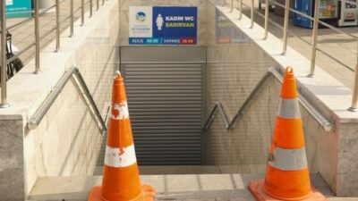 Unkapanı yeraltı tuvaletleri belediye tarafından yaklaşık 1 aydır çalıştırılmıyor.